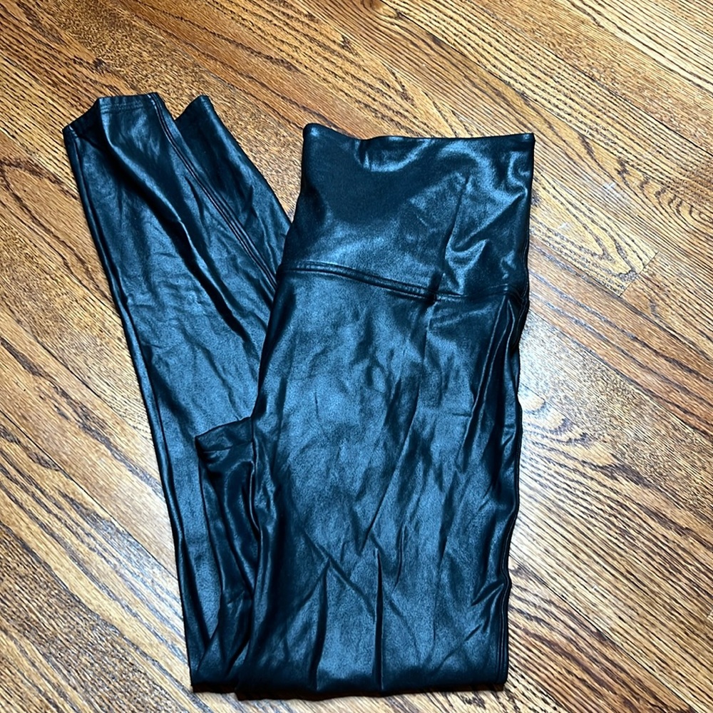 Spanx 2x shiny black leggings